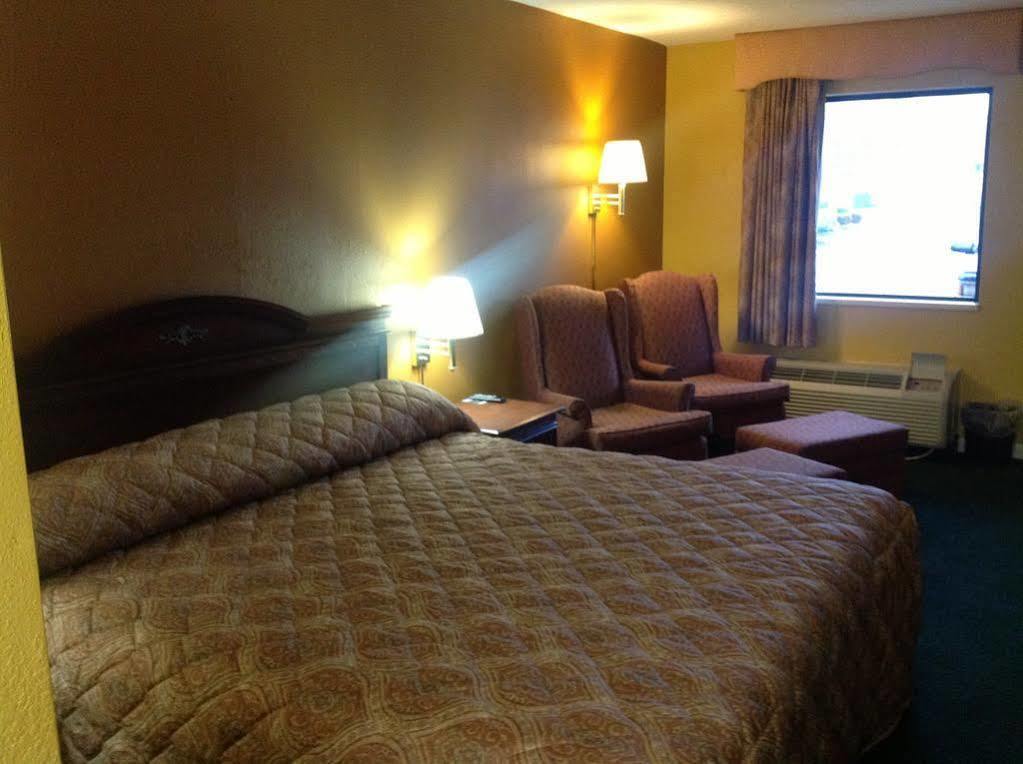 Colonial Inn And Suites - Memphis 사우스헤이븐 외부 사진