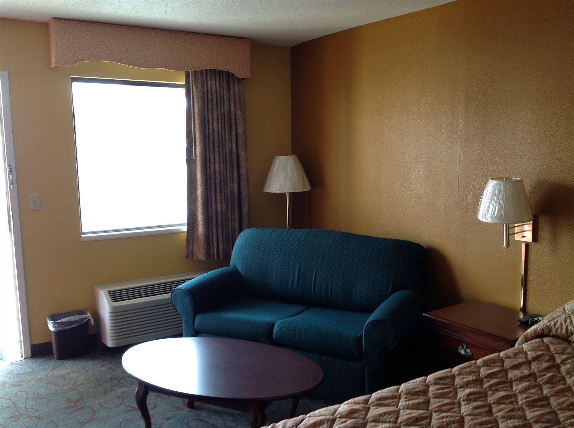 Colonial Inn And Suites - Memphis 사우스헤이븐 외부 사진
