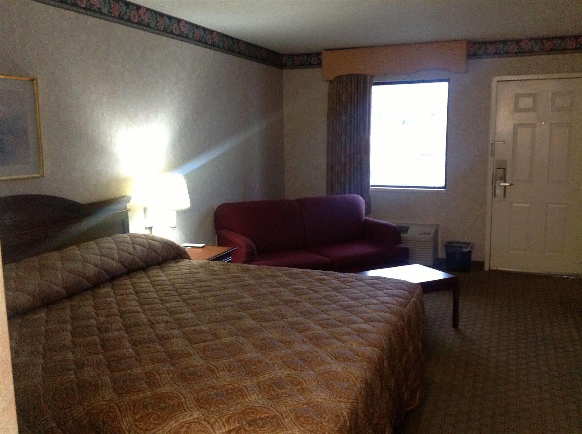 Colonial Inn And Suites - Memphis 사우스헤이븐 외부 사진