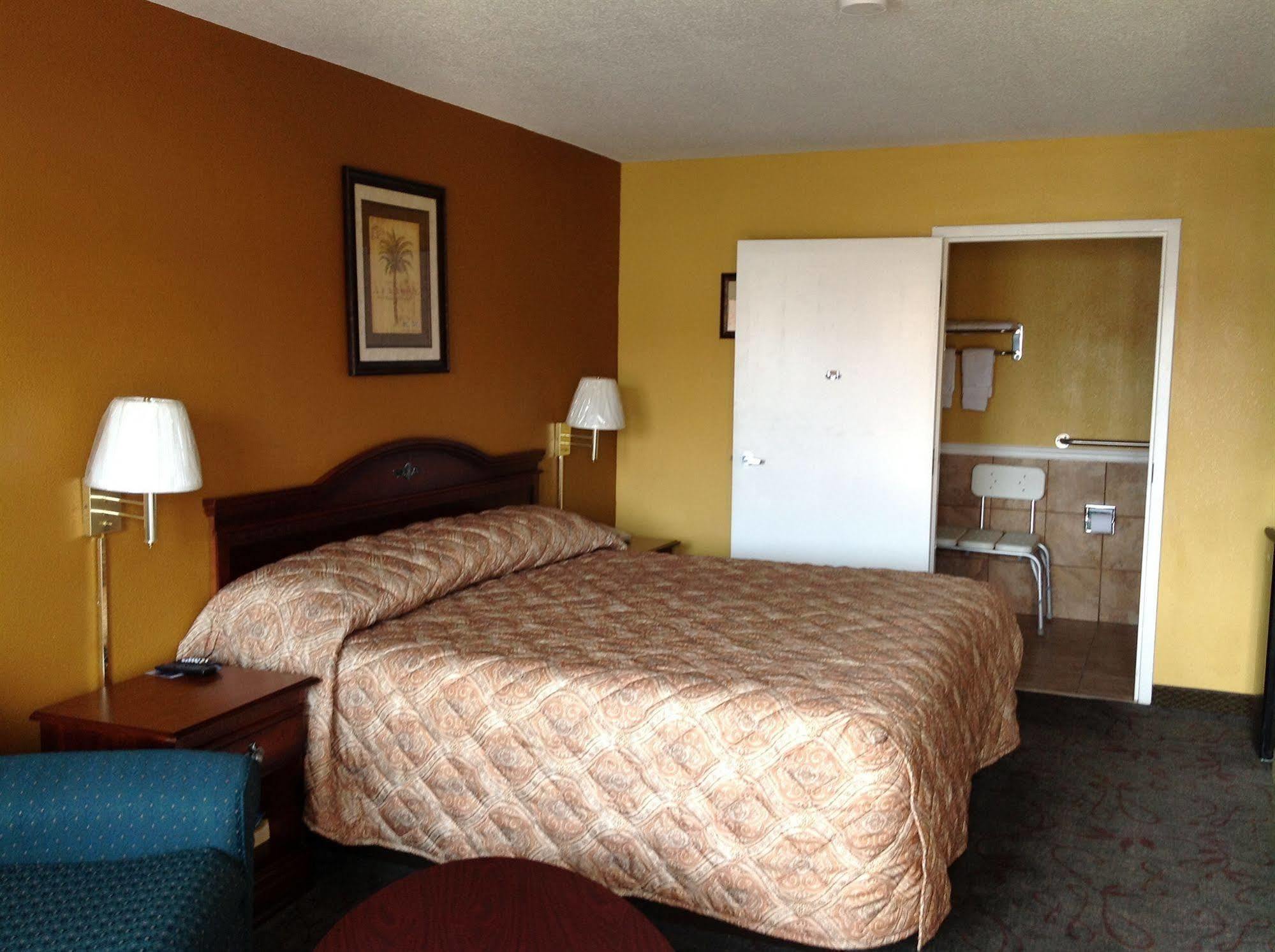 Colonial Inn And Suites - Memphis 사우스헤이븐 외부 사진